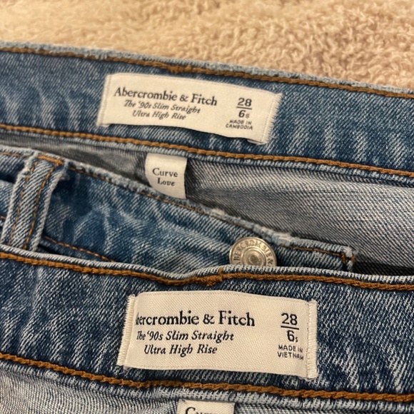 Abercrombie curve love bundle - Picture 4 of 6